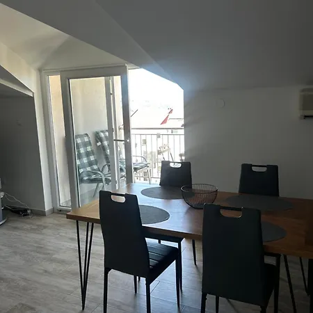 Apartament Milisa 3 *